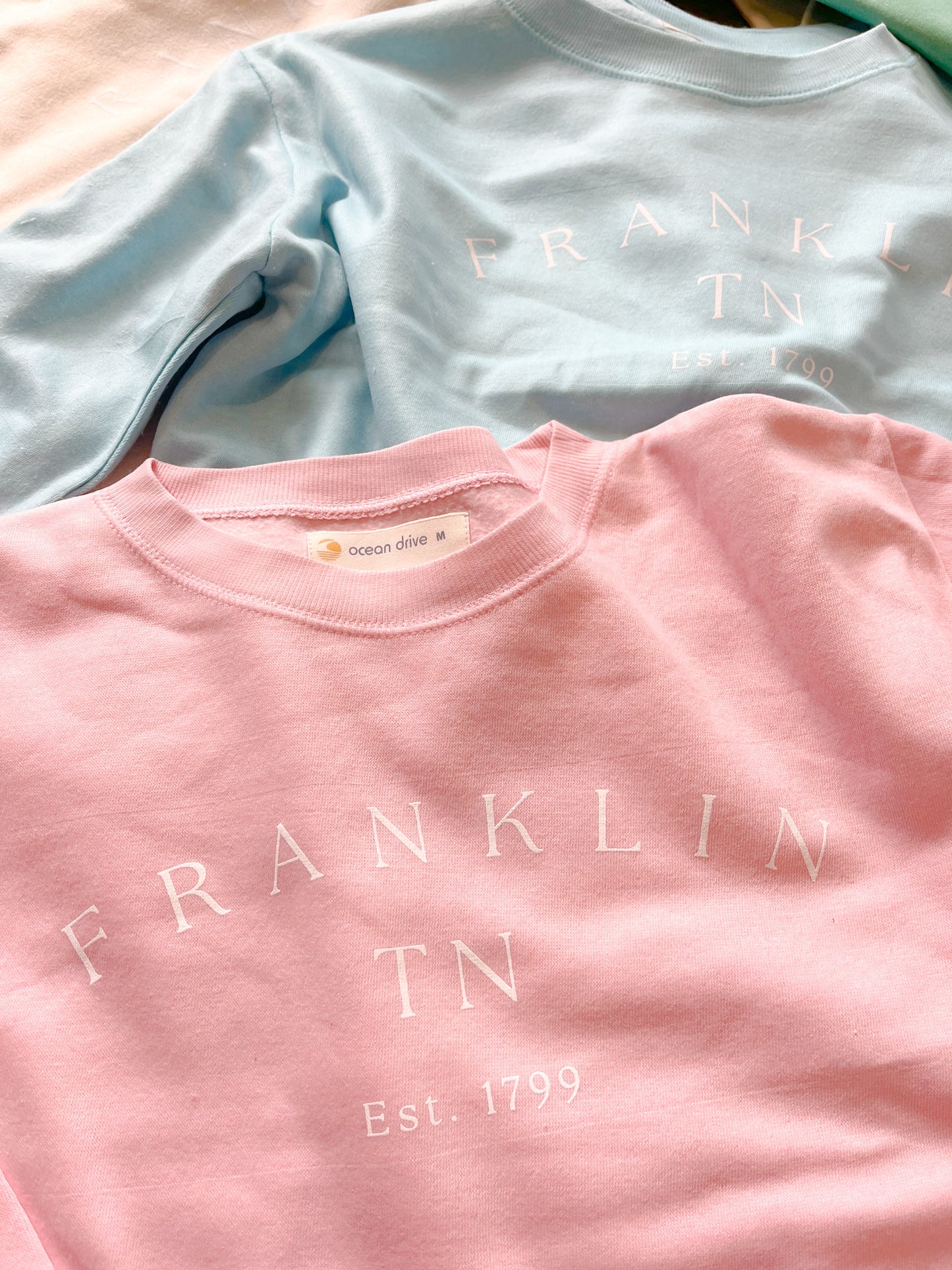 Franklin Round Hem Sweatshirt
